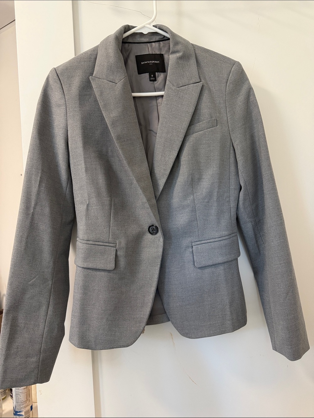 Banana Republic Light Gray Single-Button Blazer